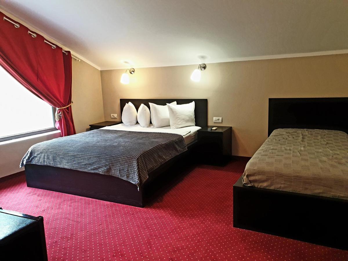 Rex Infinity View 4* Cazanele Dunarii Dubova Εξωτερικό φωτογραφία