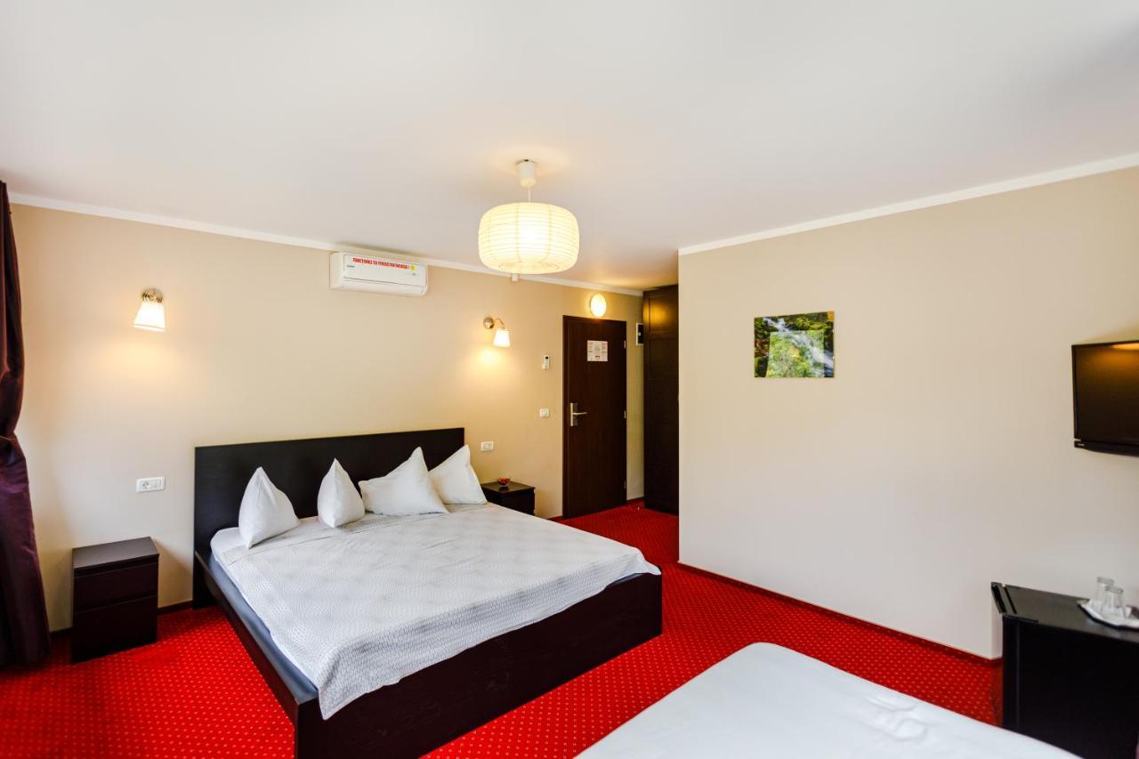 Rex Infinity View 4* Cazanele Dunarii Dubova Εξωτερικό φωτογραφία
